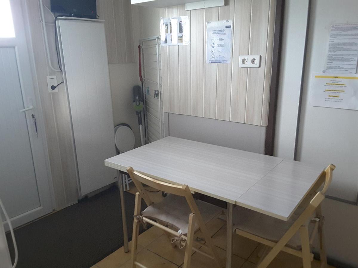 Les Vignes D'Ygrande Apartment Bagian luar foto