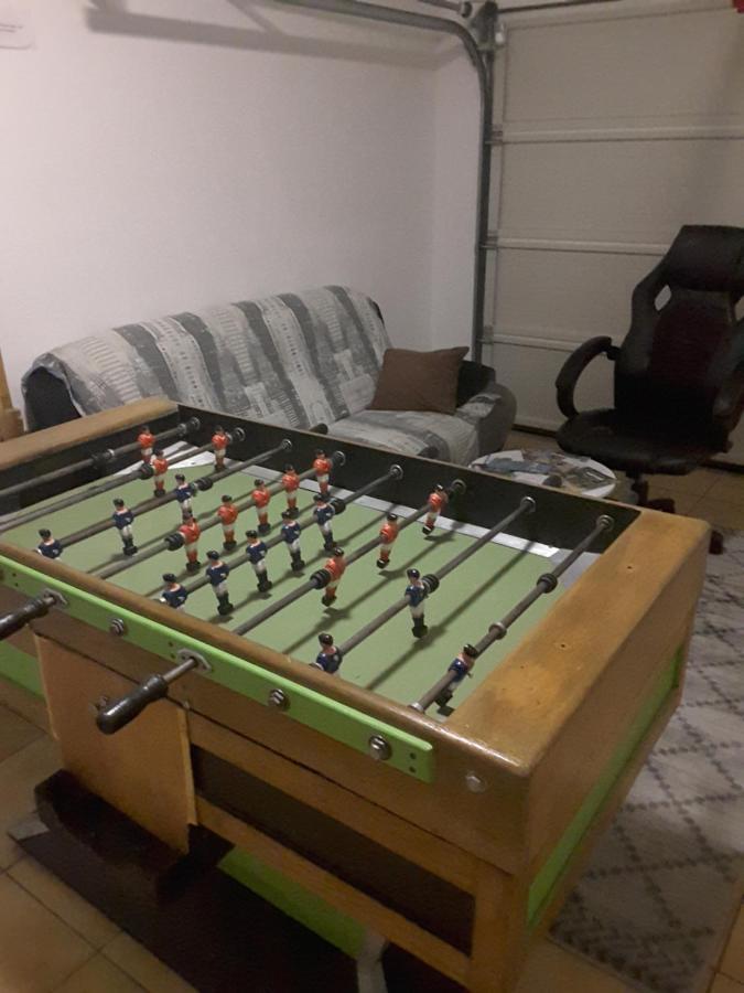Les Vignes D'Ygrande Apartment Bagian luar foto